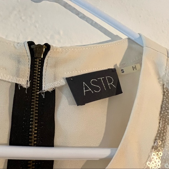 Classy Shimmery Tank Top - Picture 2 of 2